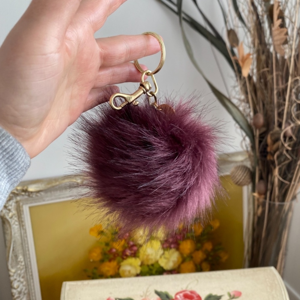 Fluffy Pom Pom keychain , purchased from Etsy and never used - Picture 3 of 3